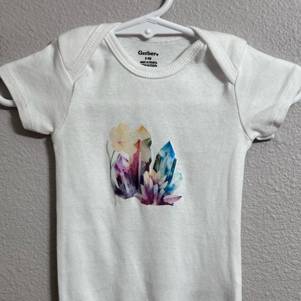 Crystals & Flowers Gerber Onesie Size 6-9 Months Graphic Gerber Onesie Bodysuit